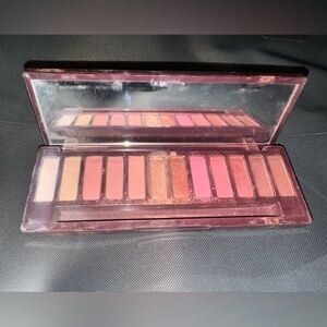 Urban Decay Naked Cherry Eyeshadow Palette